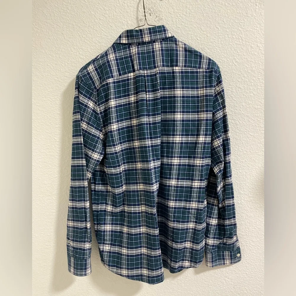 Vineyard Vines Navy and White cotton flannel Plaid Shirt